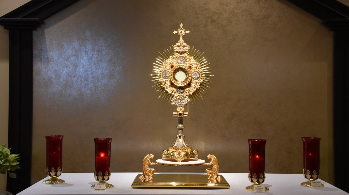 The monstranace holding the Blessed Sacrament