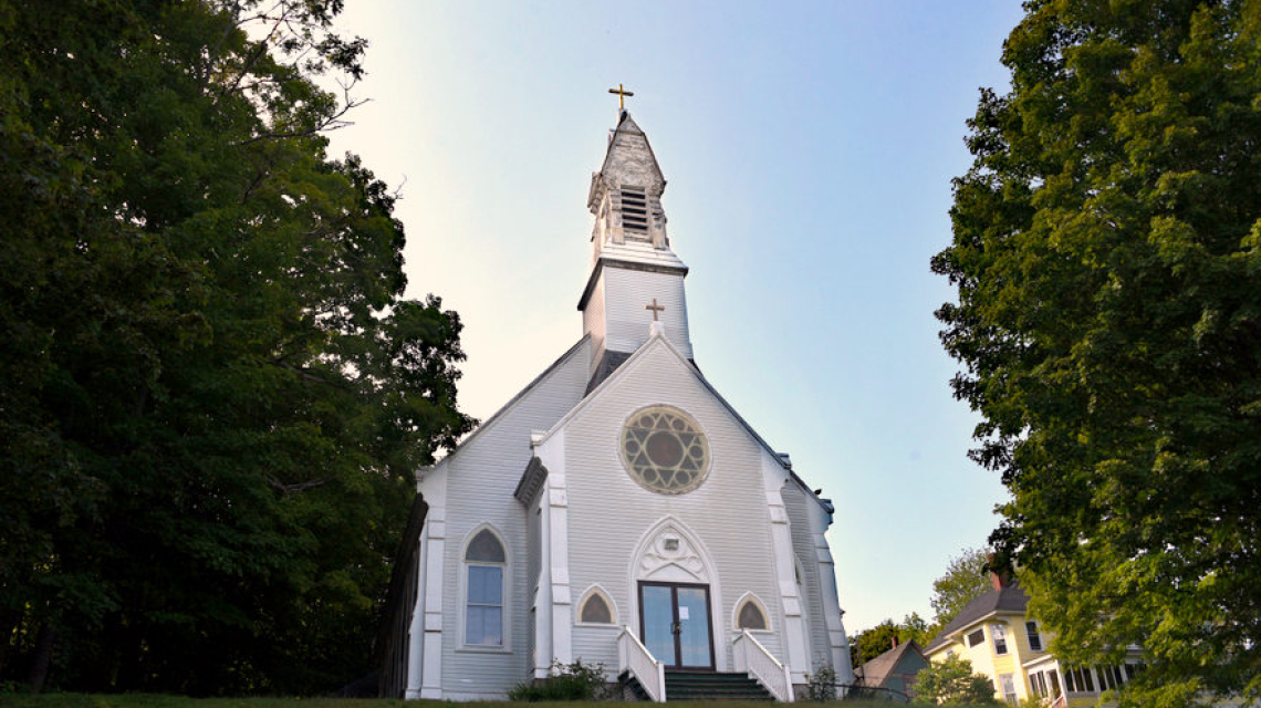 Sacred Heart-Hallowell