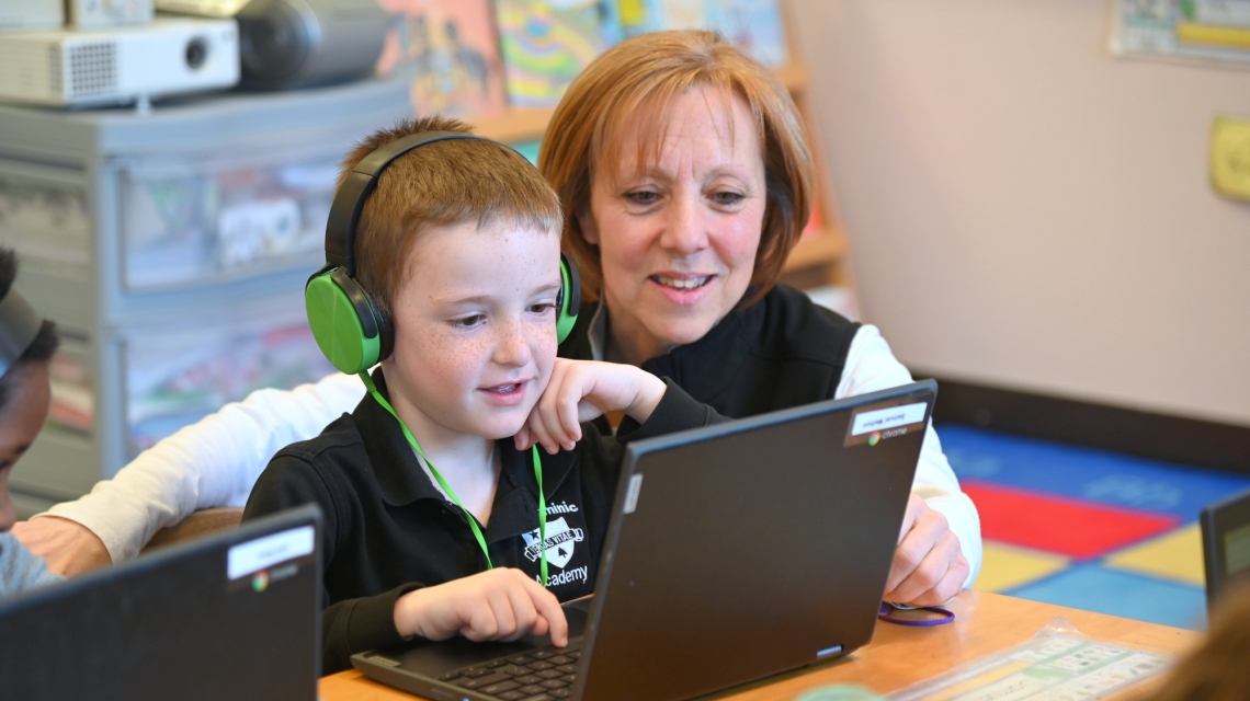 Ann Slonina with a student