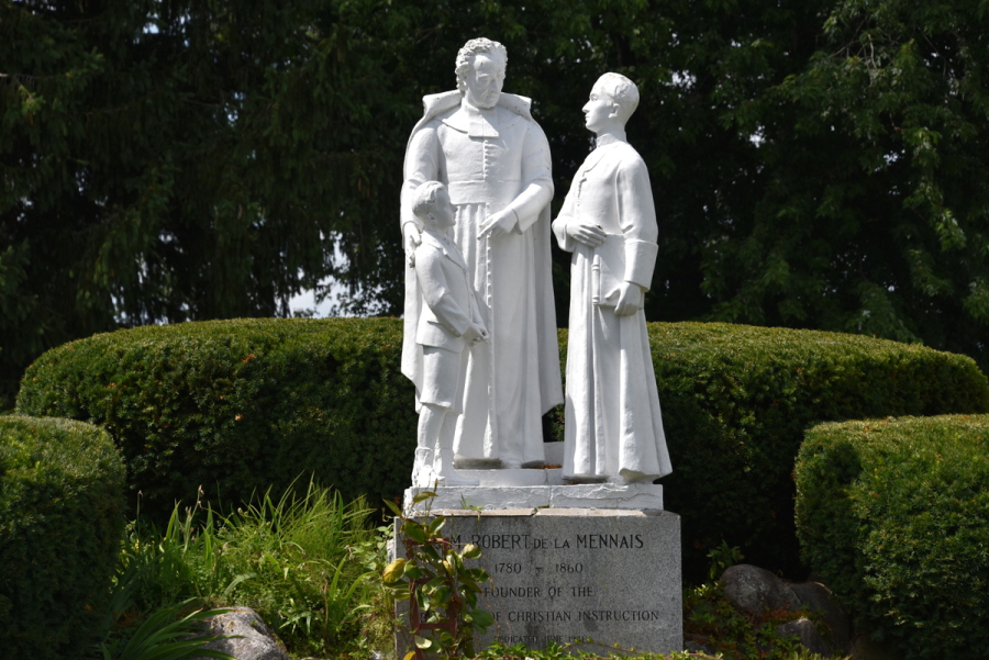 Monument to the Founder of the Brothers of Christian Instruction