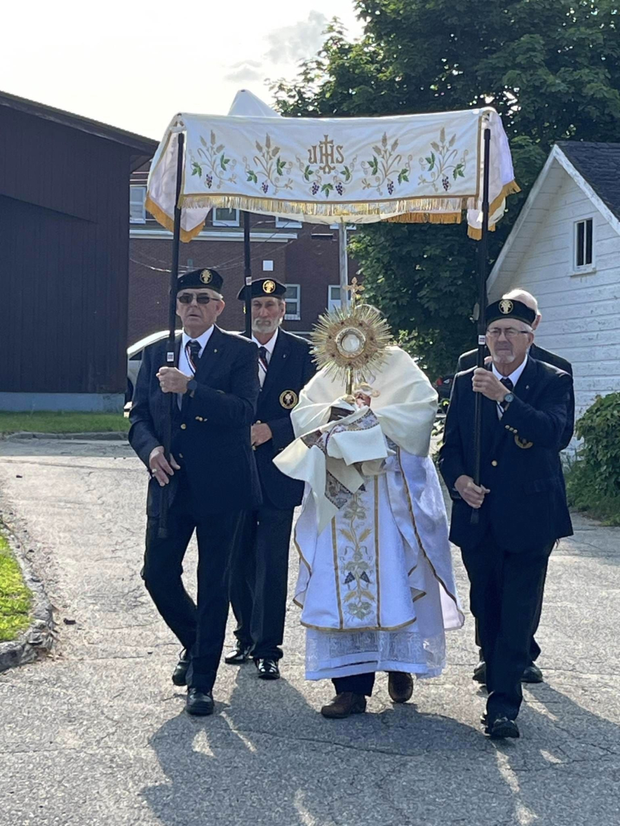 Corpus Christi Sunday eucharistic processions in Maine