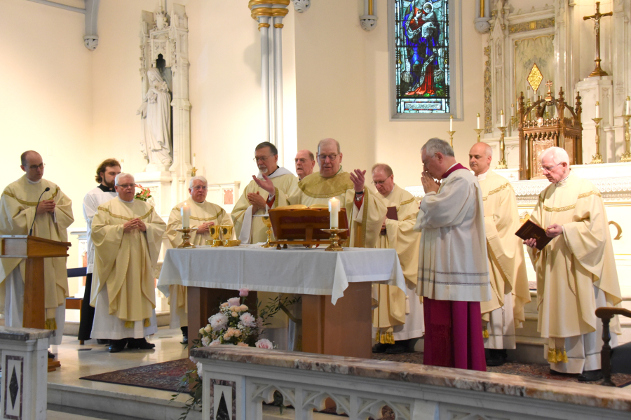 Celebrating the Liturgy of the Eucharist