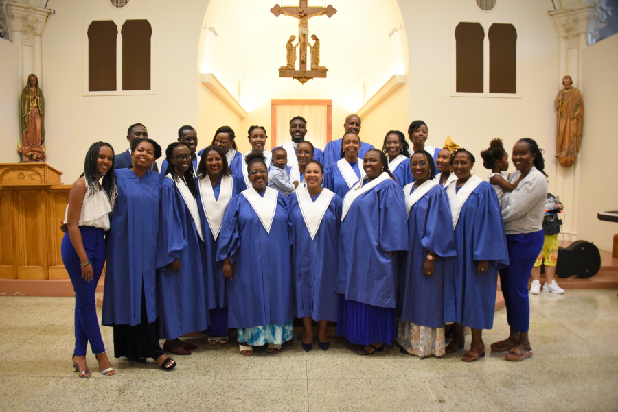 Choir posed photo