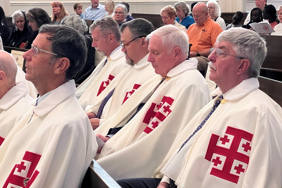 Male members of the Equestrian Order of the Holy Sepluchre of Jerusalem.