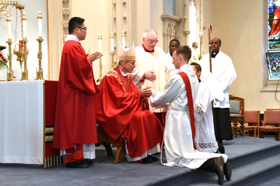 Deacon Matthew Valles promises obedience to Bishop Ruggieri and his successors.