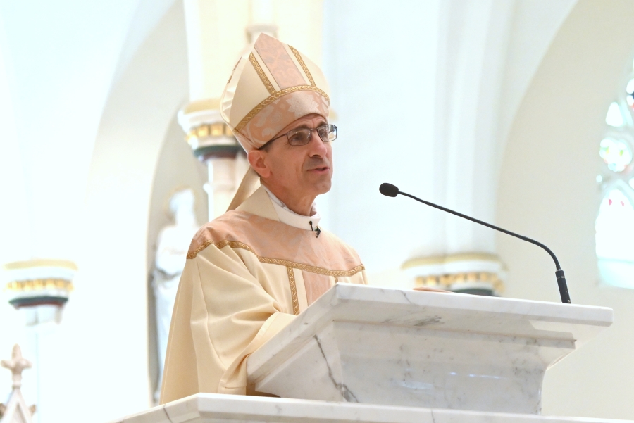 Bishop James Ruggieri delivers his homily.