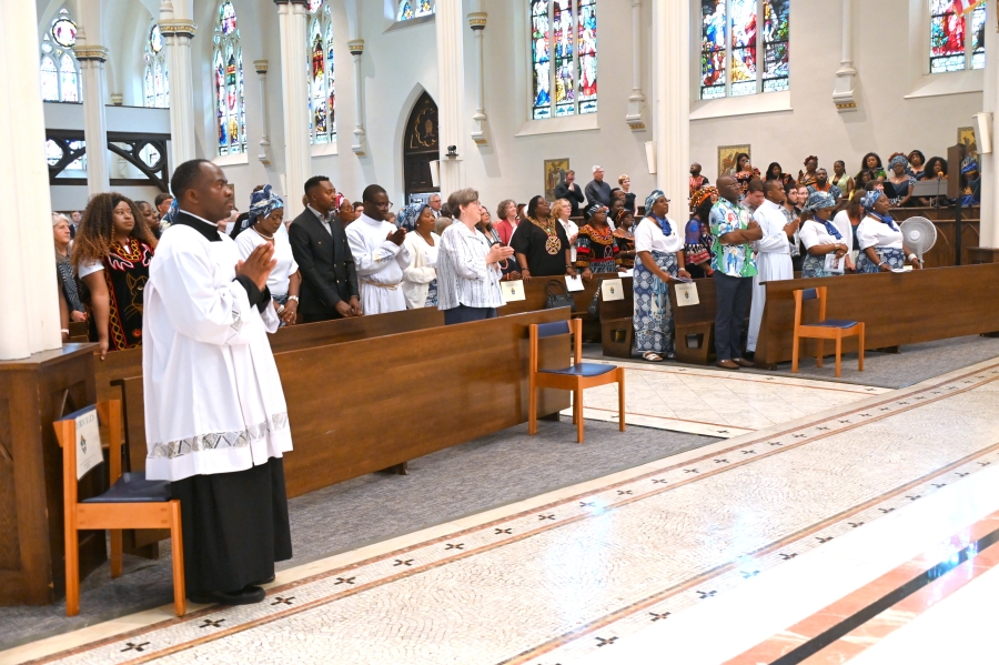 People in the front pews