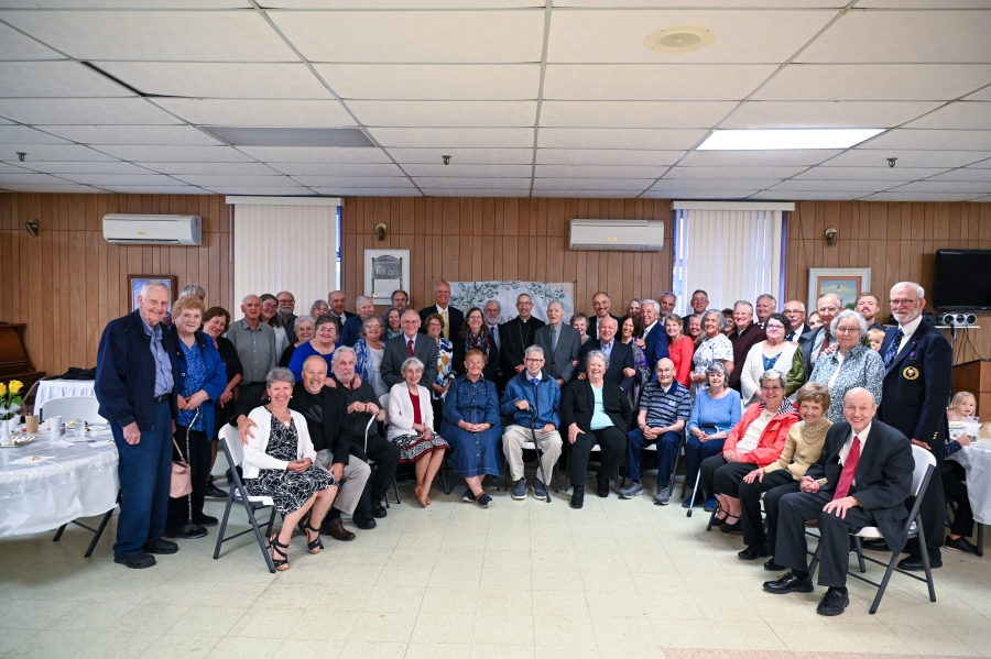 Silver and Gold Mass Group pictures