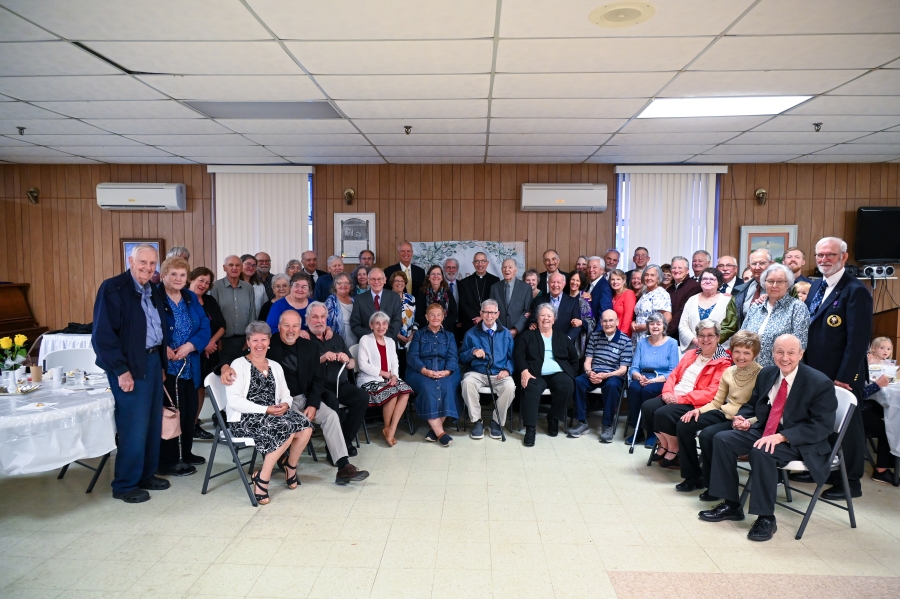 Silver and Gold Mass Group pictures