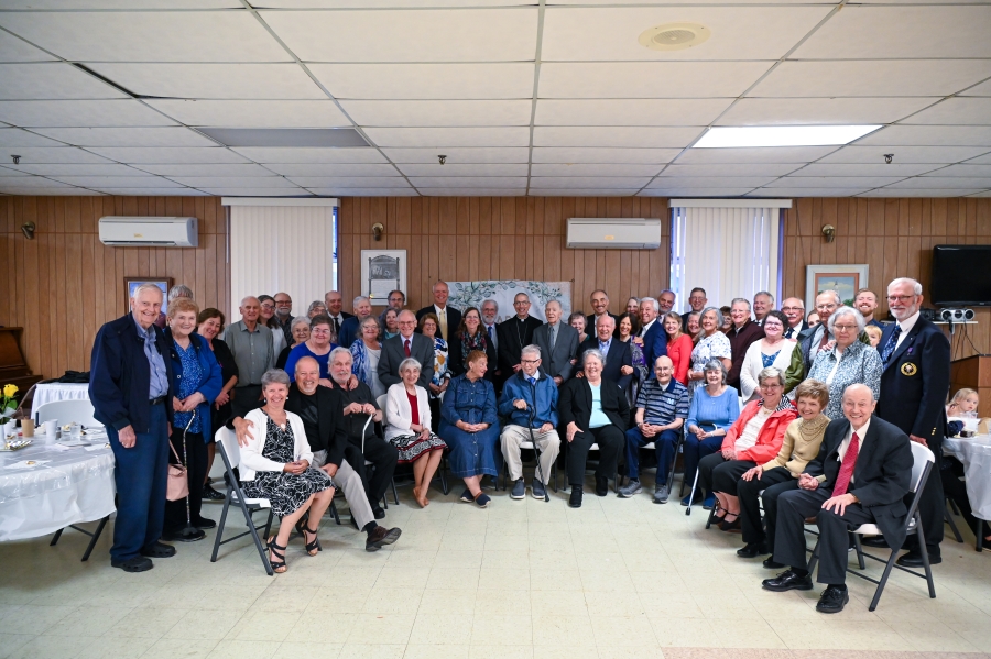 Silver and Gold Mass Group pictures