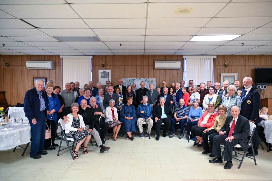 Silver and Gold Mass Group pictures