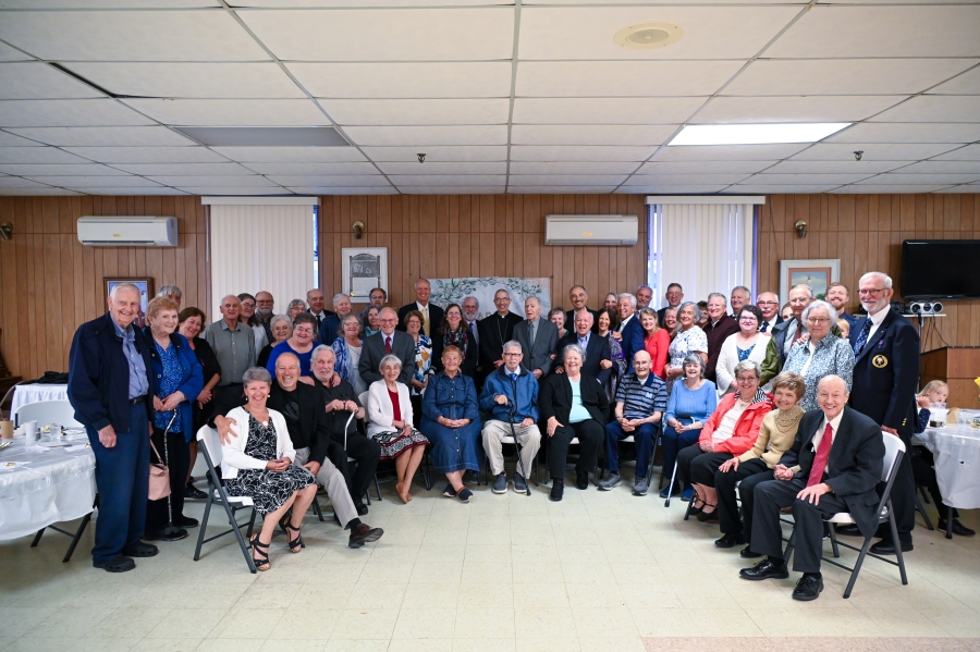 Silver and Gold Mass Group pictures