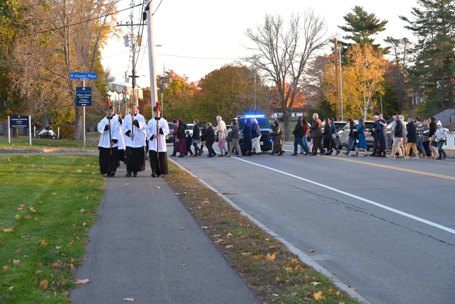 The eucharistic procession