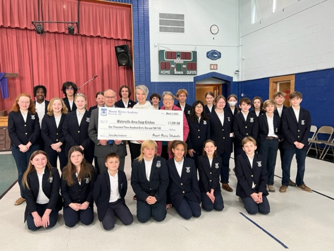 Mount Merici Academy Helps Waterville Area Soup Kitchen 