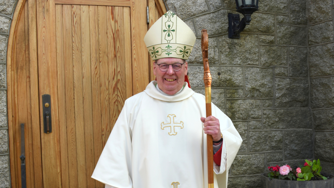 Bishop Robert Deeley