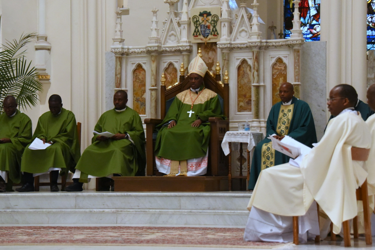 Cardinal Kambanda and accompanying priests from Rwanda